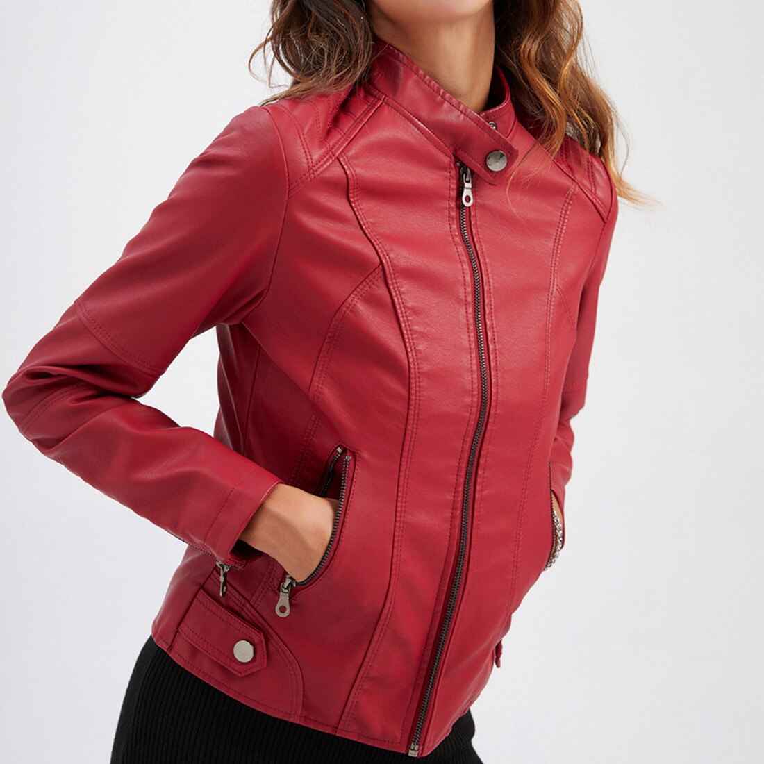 Valeria Chaqueta de Cuero para Mujer – Corte Elegante con Cremallera y Bolsillos Zip