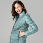 Aurora Chaqueta Impermeable para Mujer – Abrigo Ligero Waterproof Chic