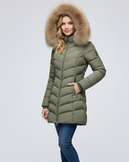 Isabella Chaqueta Acolchada para Mujer – Capucha con Pelo Sintético y Diseño Chevron