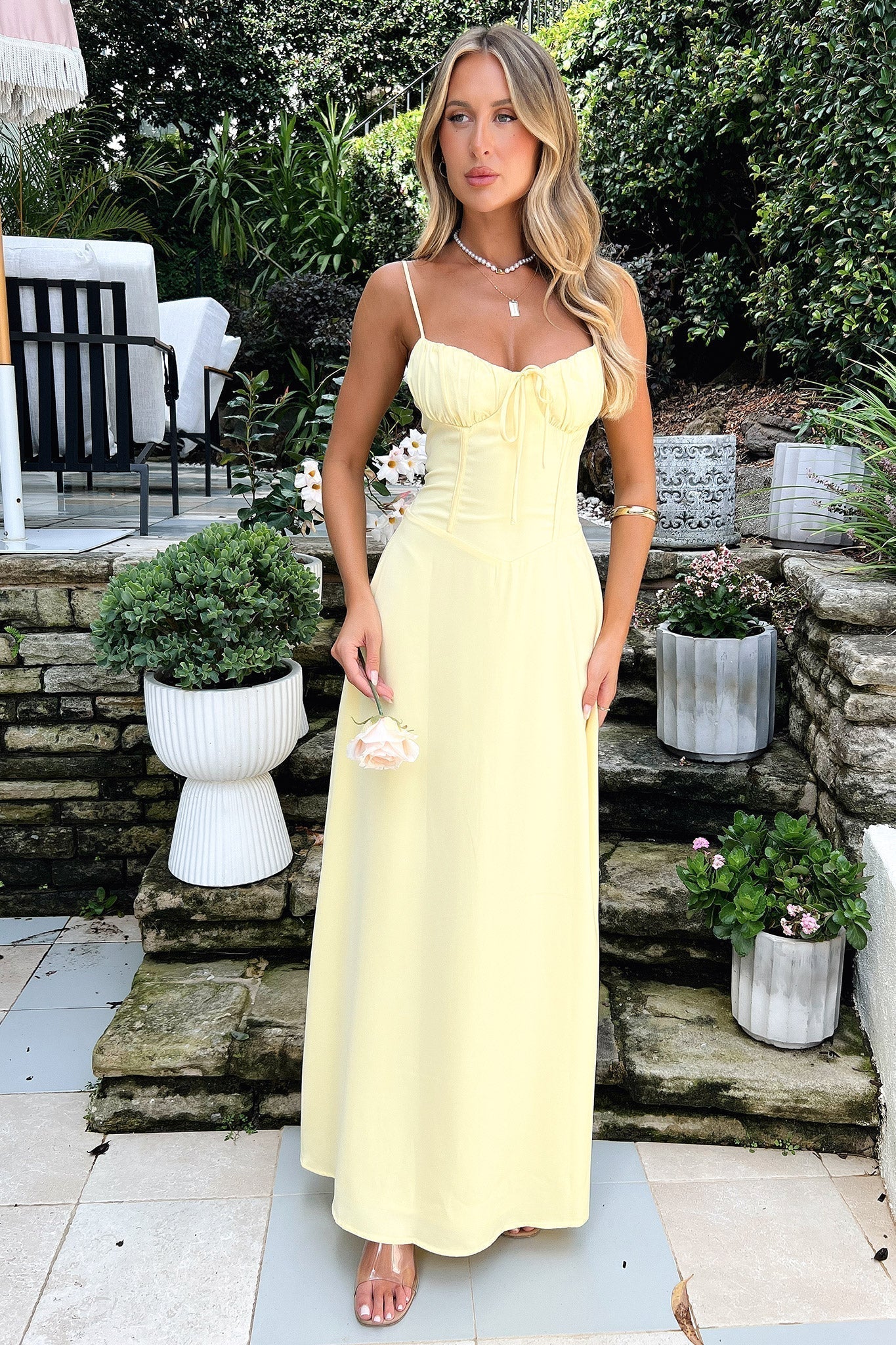 Mika Vestido Largo Elegante para Mujer – Vestido Encaje Espalda Abierta Chic